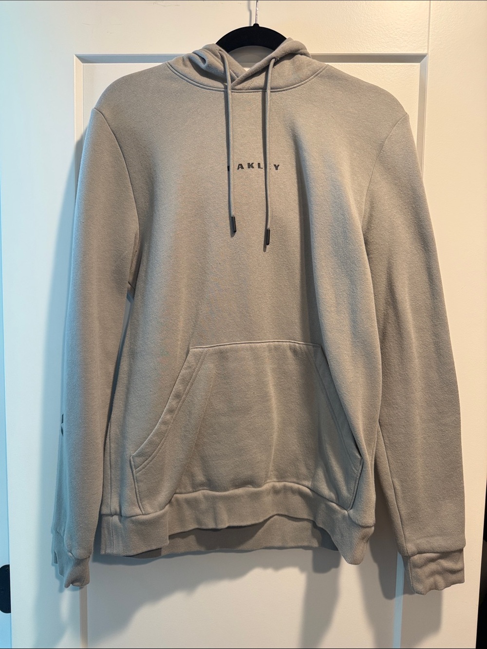 Oakley Light Gray Pullover Hoodie with Subtle Logo